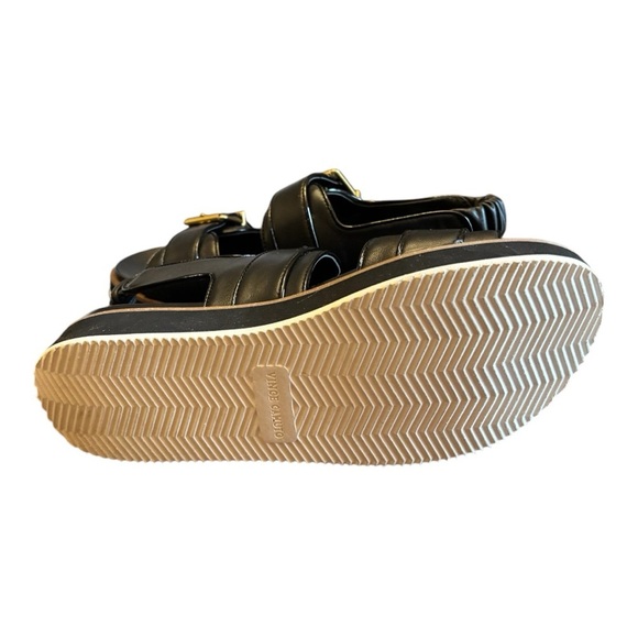 Vince Camuto Anivay Black and Gold Leather Platform Sandals. Like New. - Picture 10 of 10